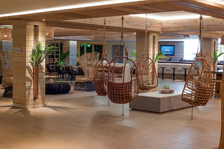 Resort Lounge